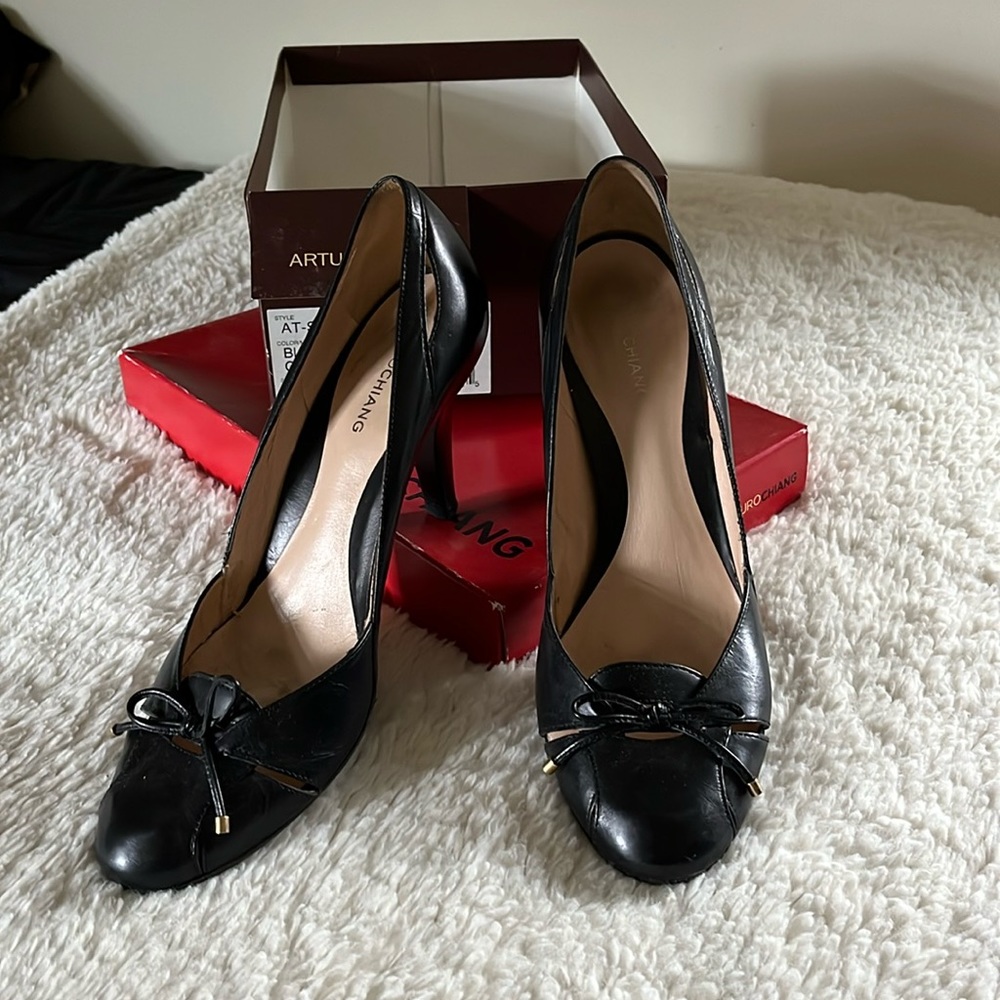 Arturo Chang size 9 black shoes